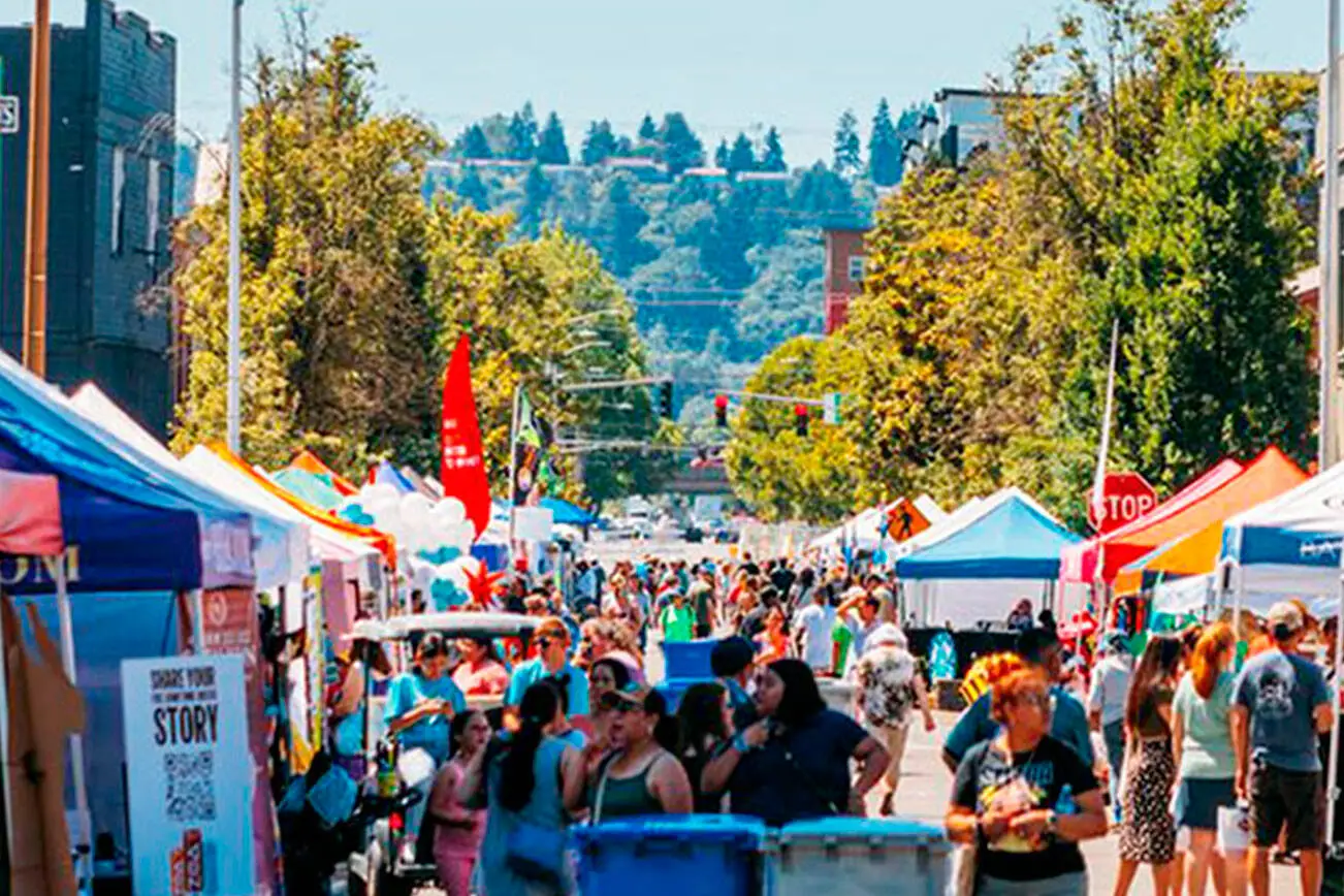 Kent Cornucopia Days festival in downtown Kent