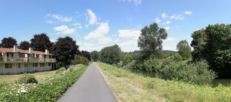 Green River Trail in Kent