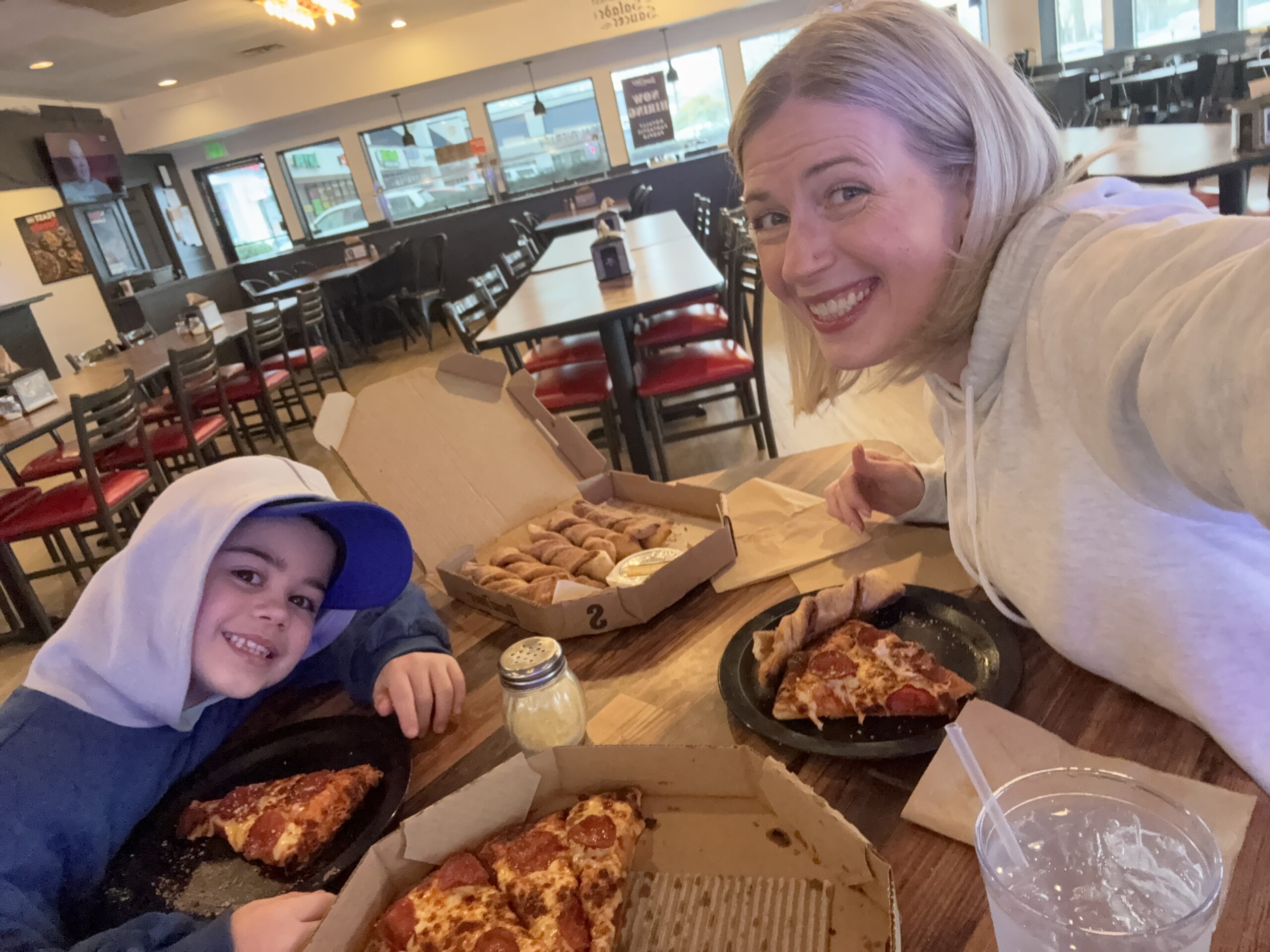 Round Table Pizza